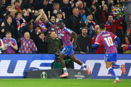 صورة توضح شعار دوري المؤتمر الأوروبي مع صور فرق كريستال بالاس و AEK لارنكا وفيورنتينا وراكوف