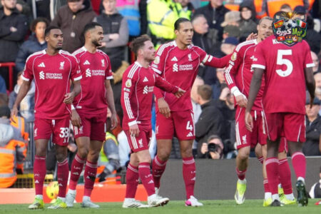 لاعبو ليفربول يحتفلون بتسجيل هدف ضد وست هام