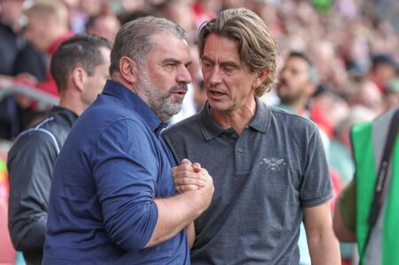 المدرب السابق لتوتنهام أنجي بوستيكوغلو يتحدث في مؤتمر صحفي