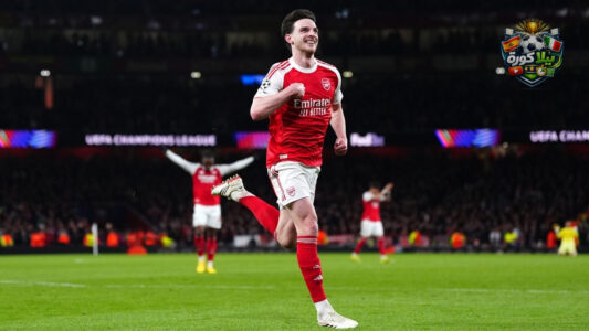 لاعبو أرسنال يحتفلون بتسجيل هدف ضد باير ليفركوزن في دوري أبطال أوروبا