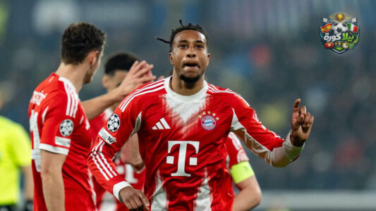 لاعبو بايرن ميونخ يحتفلون بتسجيل هدف ضد أتالانتا