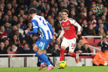 ماكس داومان لاعب أرسنال يحتفل بتسجيل هدف