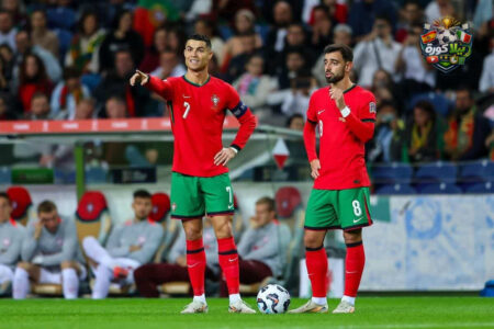 صورة لكريستيانو رونالدو يرتدي قميص منتخب البرتغال