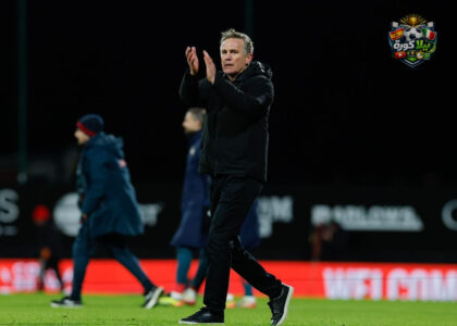 لاعبو ووركسام يحتفلون بهدف في مرمى سوانزي سيتي